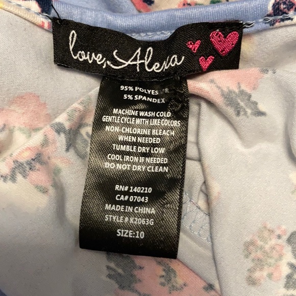 blue dress with flowers - Picture 3 of 3